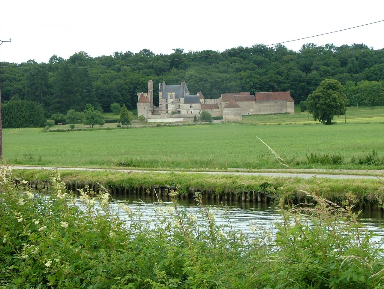 Le Château de Faulin à Lichères sur Yonne