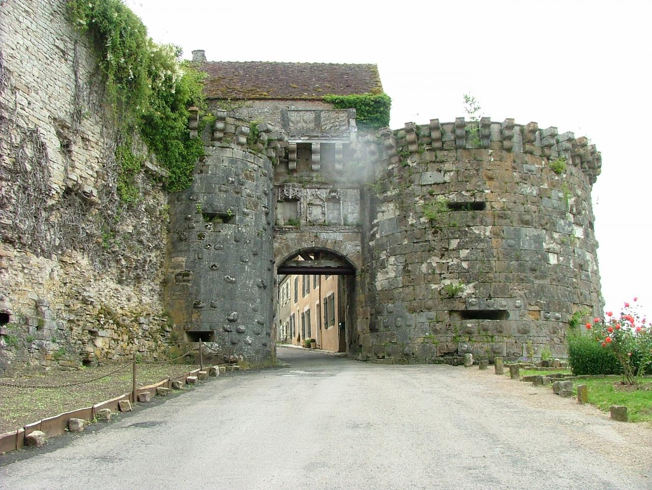 Les remparts de Vézelay